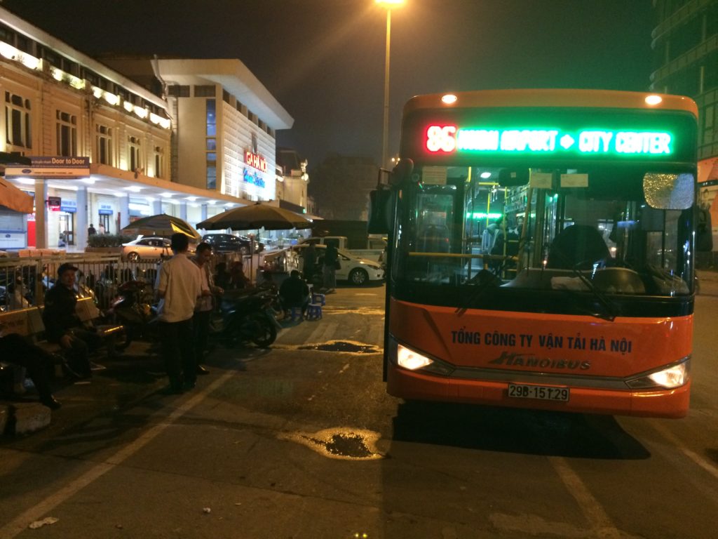 Bus Express 86 from Hanoi Station to Hanoi Noi Bai Airport